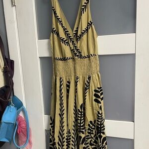 Chic Tan and Black Leaf Print midi Dress made in India  100% rayon